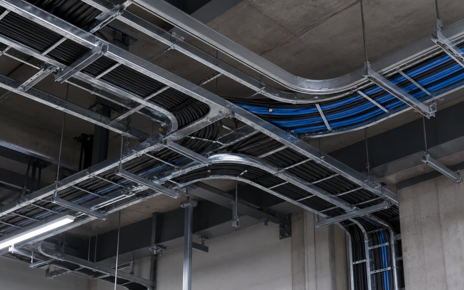 Galvaniz kablo tavası ve kablo güzergâhları
